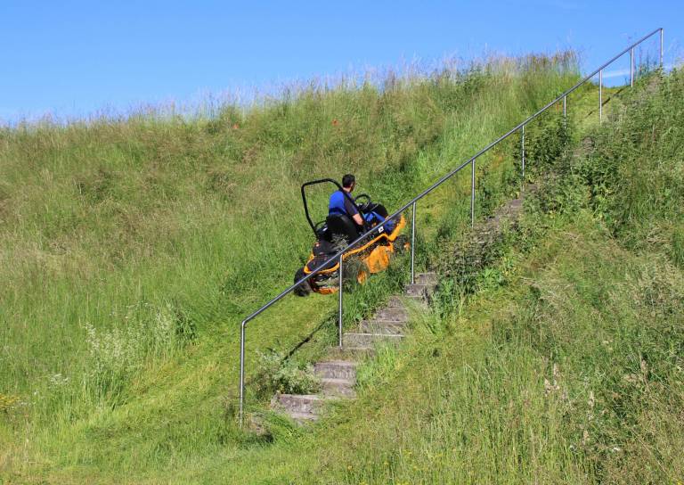 mowing the dams with the AS 1040 YAK 4WD